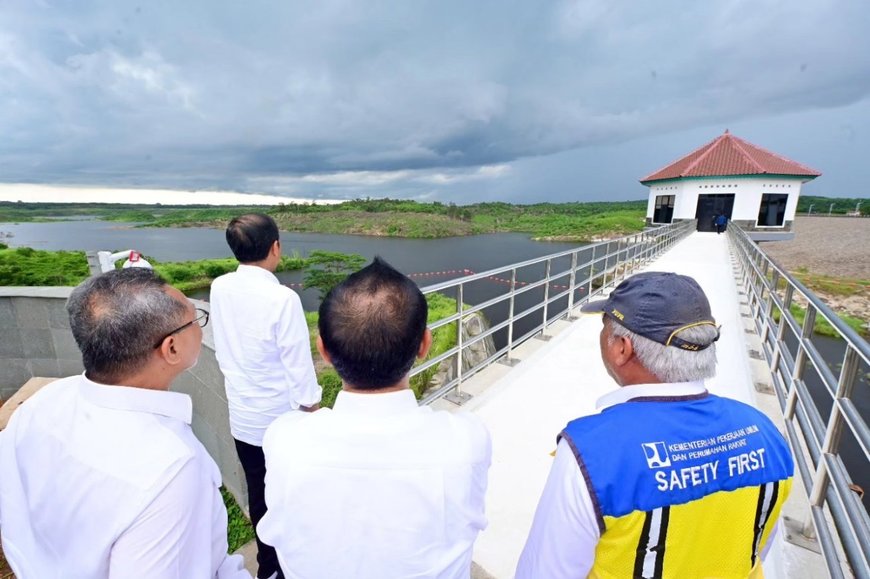 Como a plataforma PcVue supervisiona a gestão da água na barragem de Karian na Indonésia